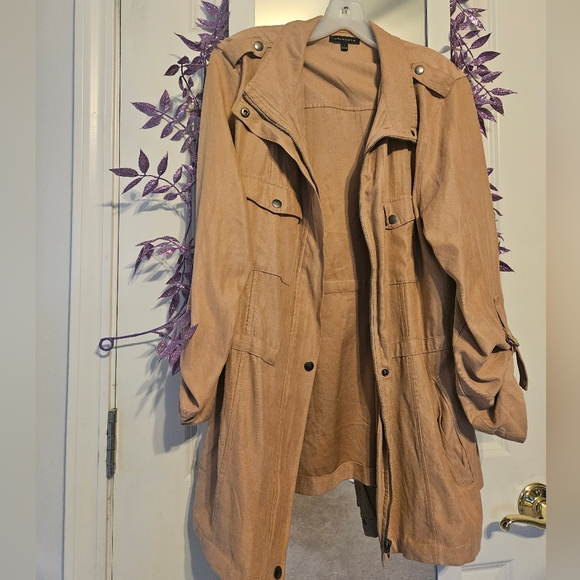 Soft Pink Jacket - Picture 2 of 5